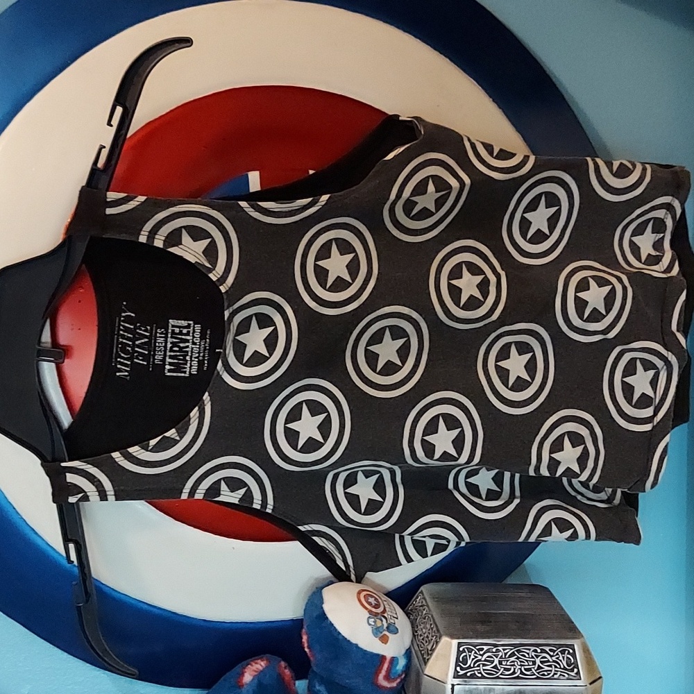 Mighty Fine Captain America tank